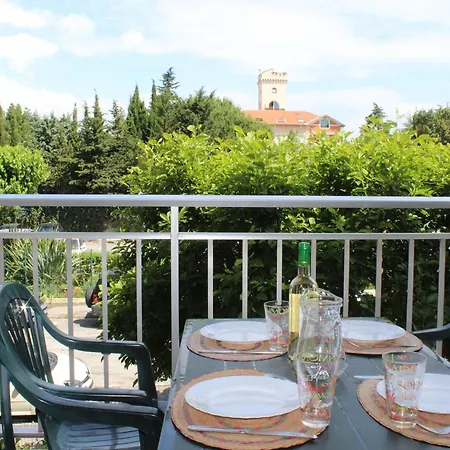 Cosy Avec Terrasse Et Parking, à 30m De La Mer, - Fr-1-252a-56 * Cagnes-sur-Mer